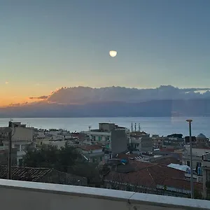 https://apt-vista-sullo-stretto.catania-hotels.net